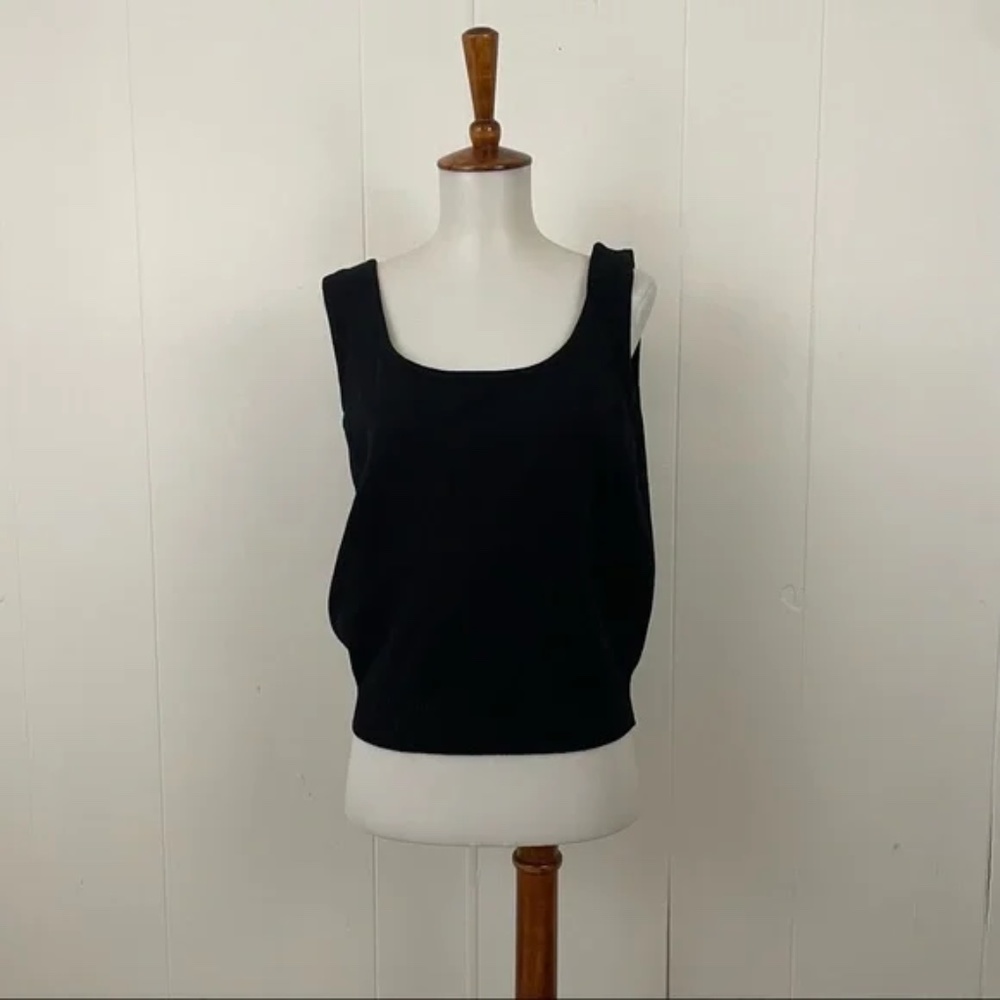 St. John Vintage Black Basic Tank Top Scoop Neck Cropped Size L